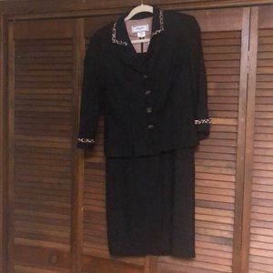 Willow Glenn shift dress with jacket
